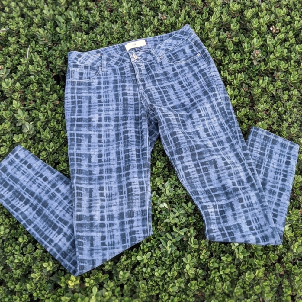 Cabi blue/gray grid print skinny denim stretch jeans. Size 8